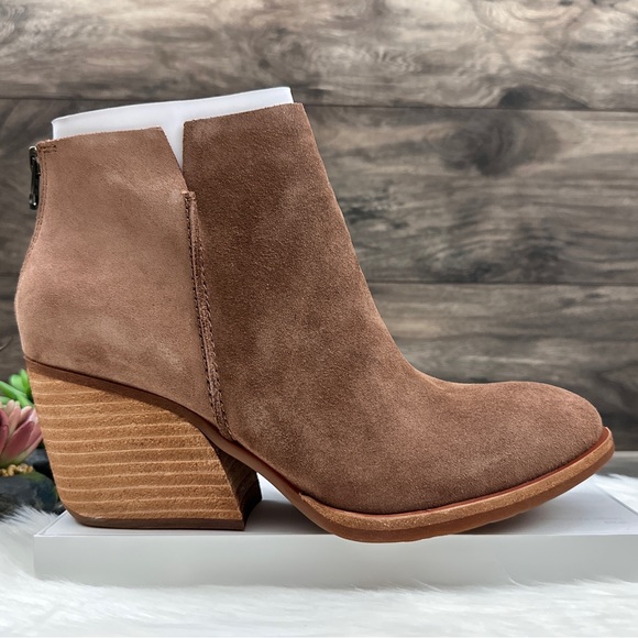 NIB Kork Ease Chandra Suede Ankle Bootie Boots 9M 40.5 Brown - Picture 6 of 12